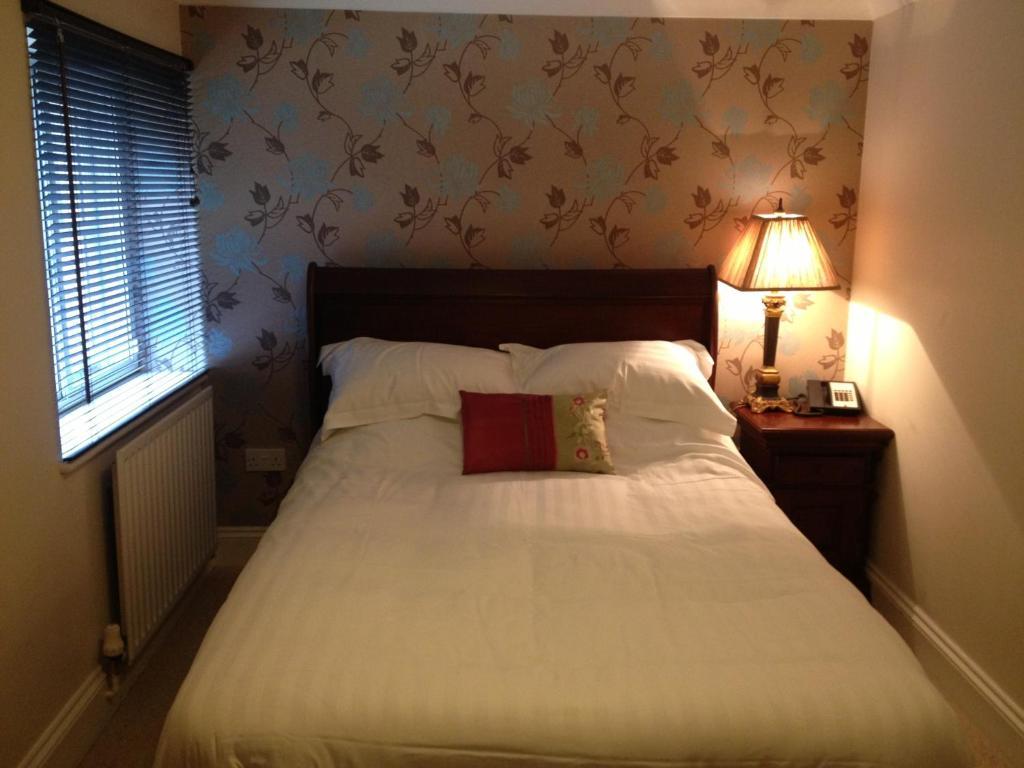 East Close Christchurch  Room photo